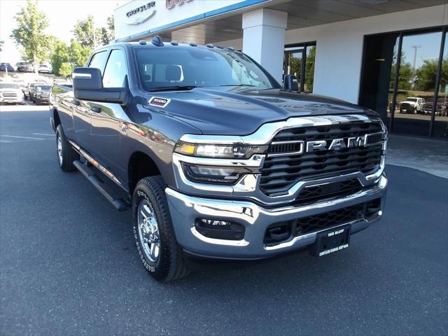 2025 RAM Ram 3500 RAM 3500 TRADESMAN CREW CAB 4X4 8 BOX 2025 RAM Ram 3500 RAM 3500 TRADESMAN CREW CAB 4X4 8 BOX