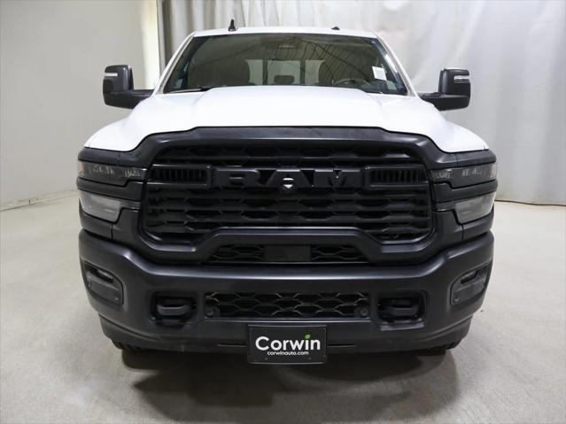 2025 RAM Ram 3500 RAM 3500 TRADESMAN CREW CAB 4X4 64 BOX