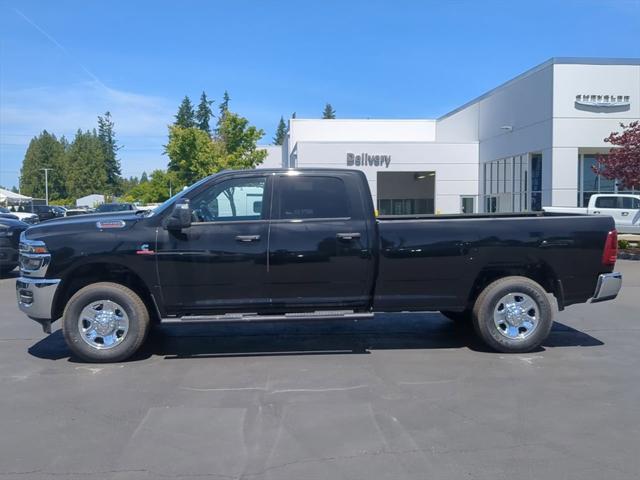 2025 RAM Ram 3500 RAM 3500 TRADESMAN CREW CAB 4X4 8 BOX