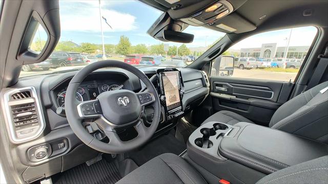 2025 RAM 2500 RAM 2500 BIG HORN CREW CAB 4X4 64 BOX