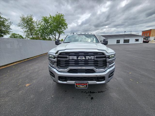 2025 RAM Ram 2500 RAM 2500 TRADESMAN CREW CAB 4X4 64 BOX
