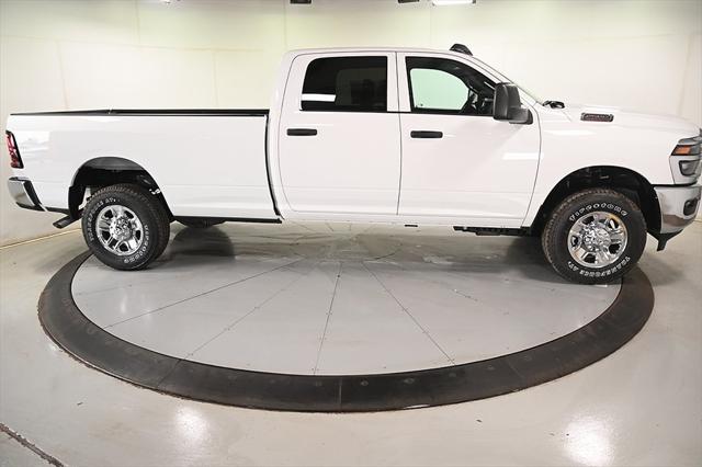 2025 RAM Ram 2500 RAM 2500 TRADESMAN CREW CAB 4X4 8 BOX