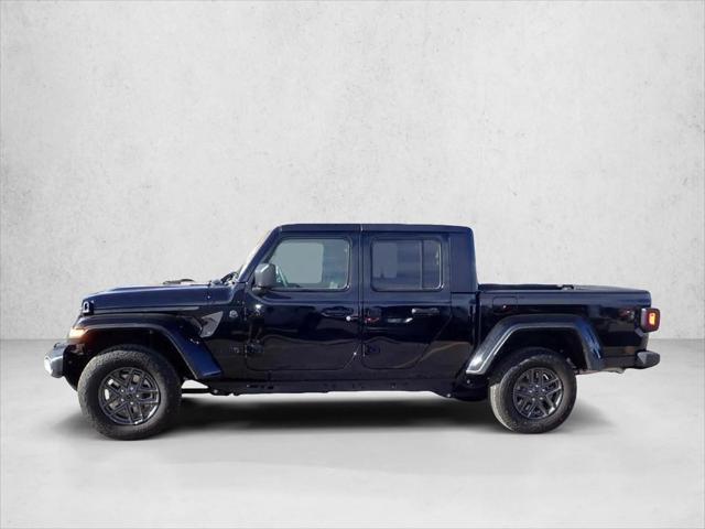 2025 Jeep Gladiator GLADIATOR SPORT S 4X4