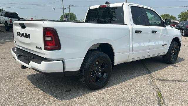 2025 RAM Ram 1500 RAM 1500 TRADESMAN QUAD CAB 4X4 64 BOX