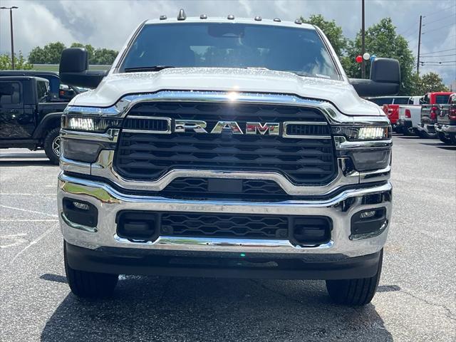 2025 RAM Ram 2500 RAM 2500 TRADESMAN CREW CAB 4X4 64 BOX