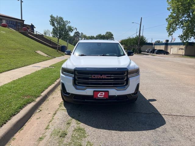 2023 GMC Acadia AWD AT4