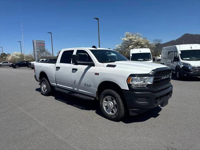 2022 RAM 2500 Tradesman Crew Cab 4x4 64 Box