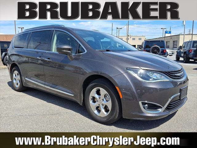 2018 Chrysler Pacifica Hybrid Touring L