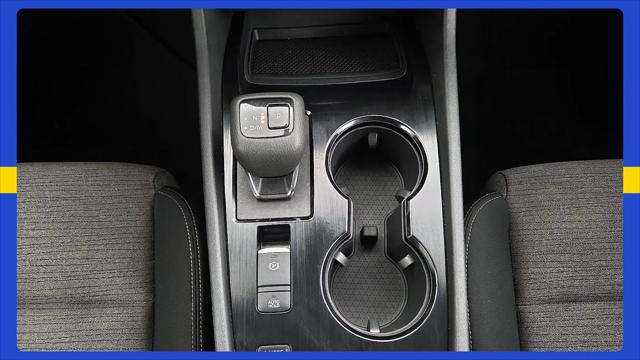 2022 Nissan Rogue SV FWD