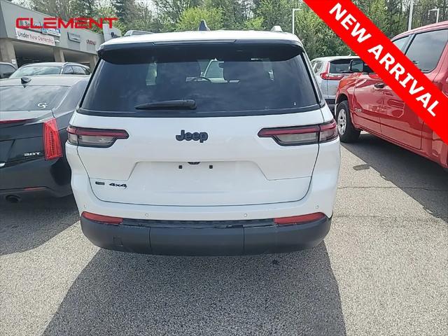 2022 Jeep Grand Cherokee L Altitude 4x4