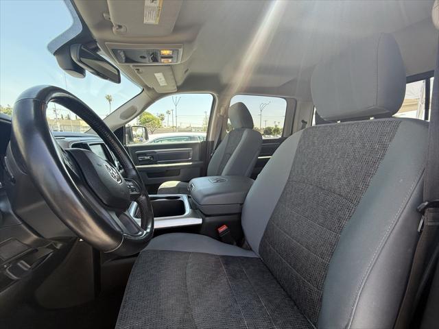 2020 RAM 1500 Classic SLT Crew Cab 4x2 64 Box