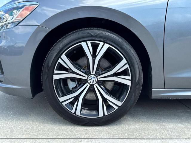 2022 Volkswagen Passat 2.0T SE