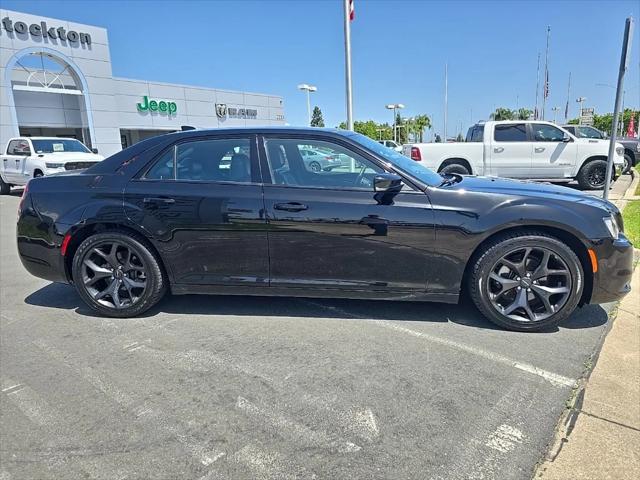 2023 Chrysler 300 300S