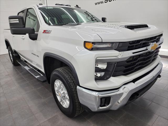 2024 Chevrolet Silverado 2500HD 4WD Crew Cab Standard Bed LT