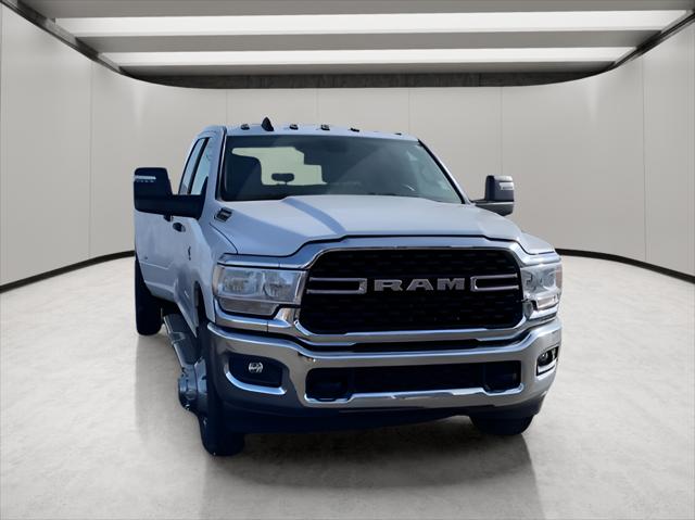 2024 RAM 3500 Big Horn Crew Cab 4x4 8 Box