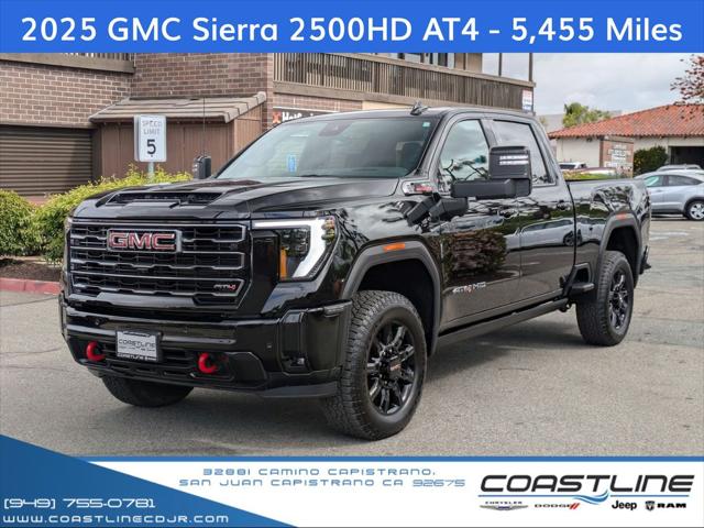2025 GMC Sierra 2500HD 4WD Crew Cab Standard Bed AT4