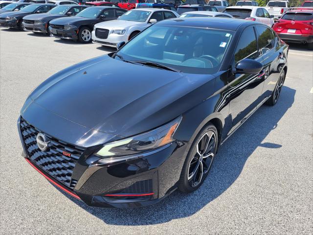 2023 Nissan Altima SR FWD