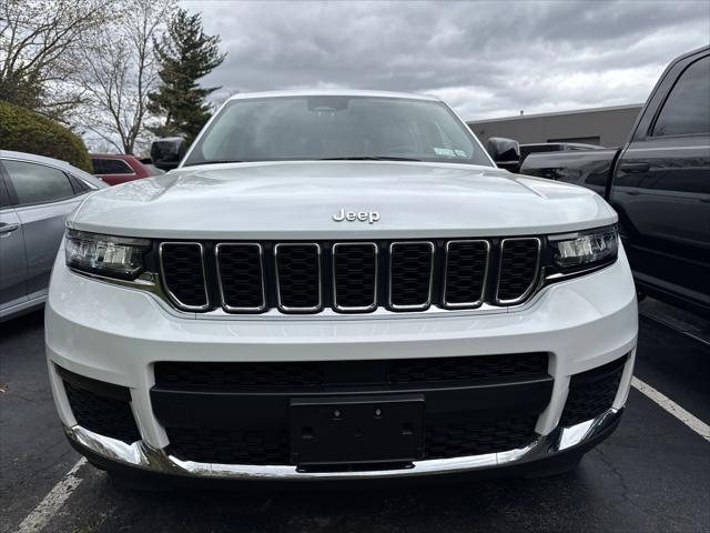 2023 Jeep Grand Cherokee L Laredo 4x4