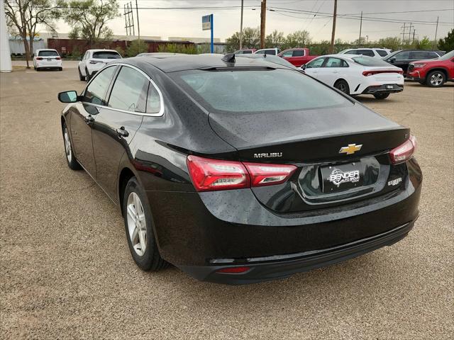 2022 Chevrolet Malibu FWD LT