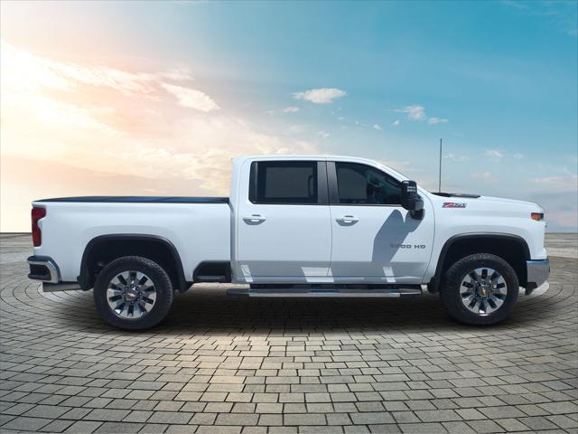 2024 Chevrolet Silverado 2500HD 4WD Crew Cab Standard Bed LT