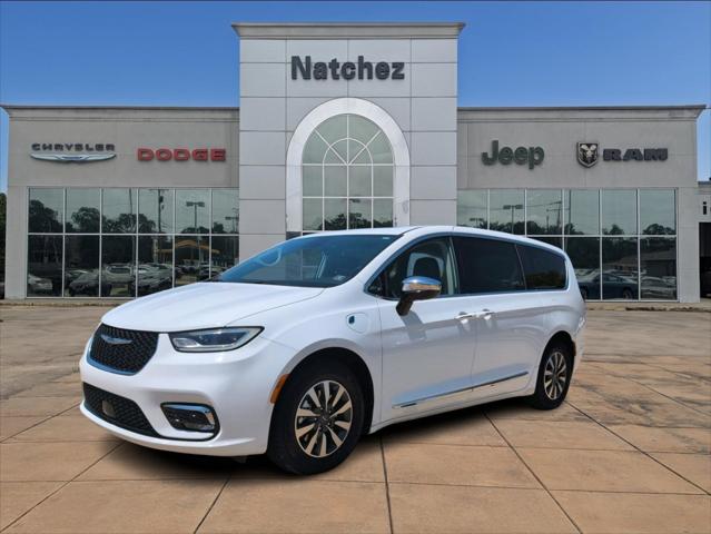 2023 Chrysler Pacifica Hybrid Limited