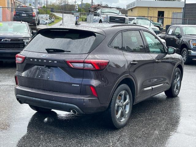 2023 Ford Escape ST-Line Select