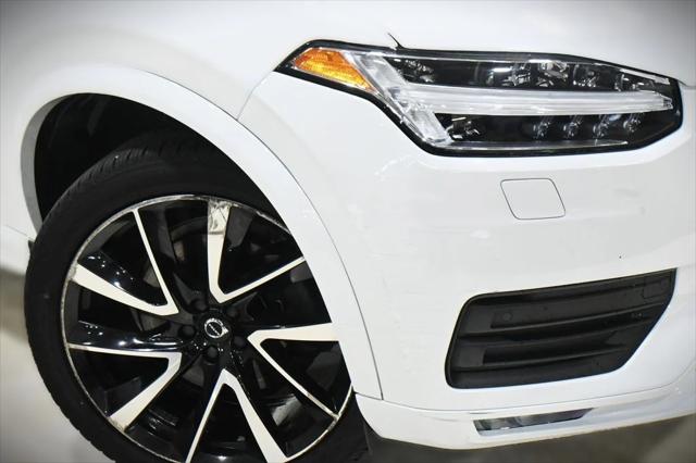2020 Volvo XC90 T6 Momentum 7 Passenger
