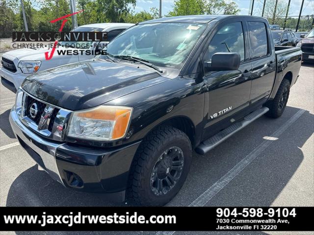 2013 Nissan Titan SV