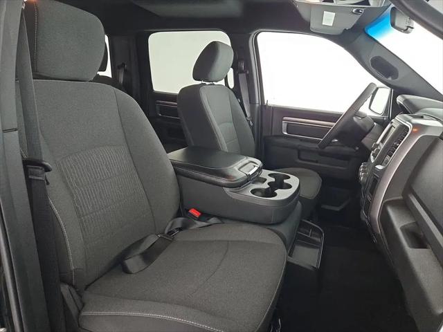 2024 Ram 1500 Classic Warlock Crew Cab 4x2 5'7" Box