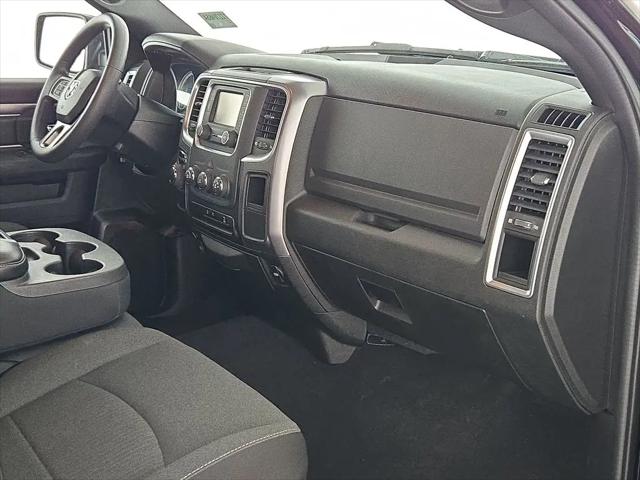2024 Ram 1500 Classic Warlock Crew Cab 4x2 5'7" Box