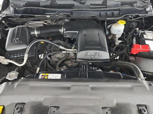 2024 Ram 1500 Classic Warlock Crew Cab 4x2 5'7" Box