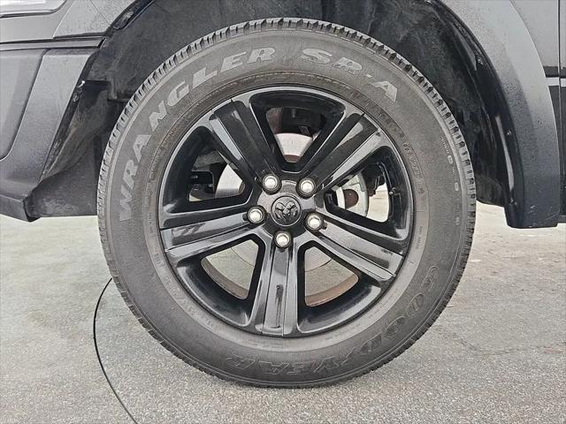2024 Ram 1500 Classic Warlock Crew Cab 4x2 5'7" Box