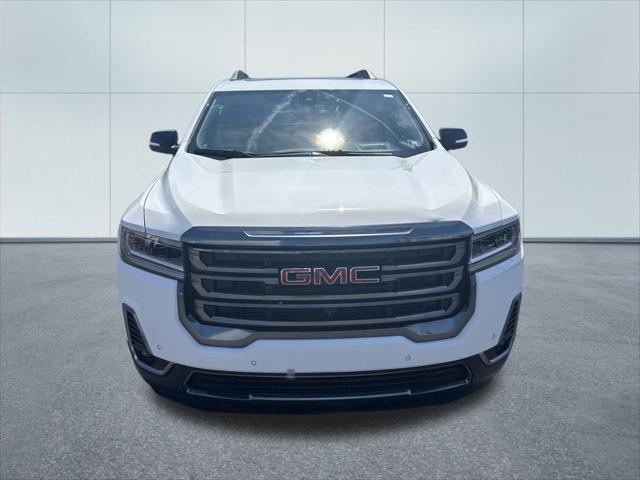 2023 GMC Acadia AWD AT4