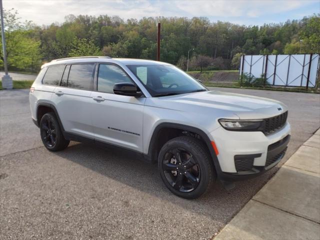 2023 Jeep Grand Cherokee L Altitude 4x4