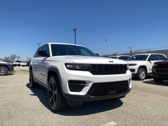 2022 Jeep Grand Cherokee Altitude 4x4