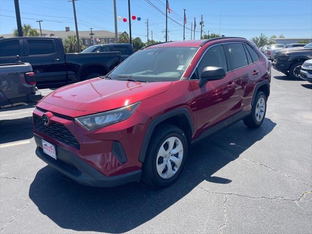2020 Toyota RAV4 LE
