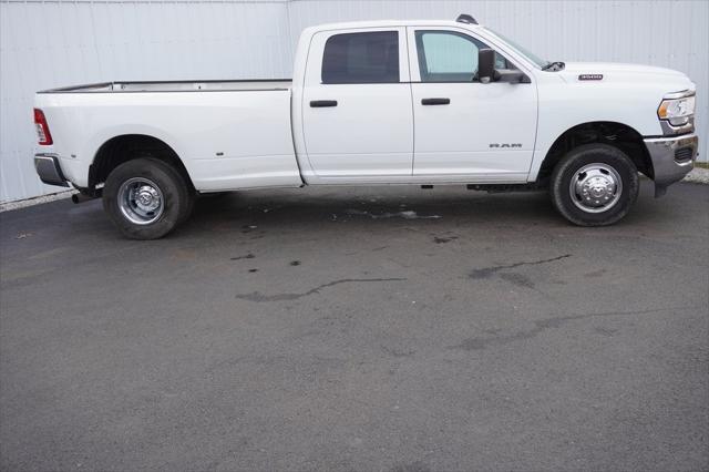 2021 RAM 3500 Tradesman Crew Cab 4x4 8 Box