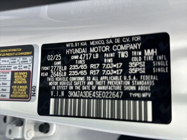 2025 Hyundai Tucson SE