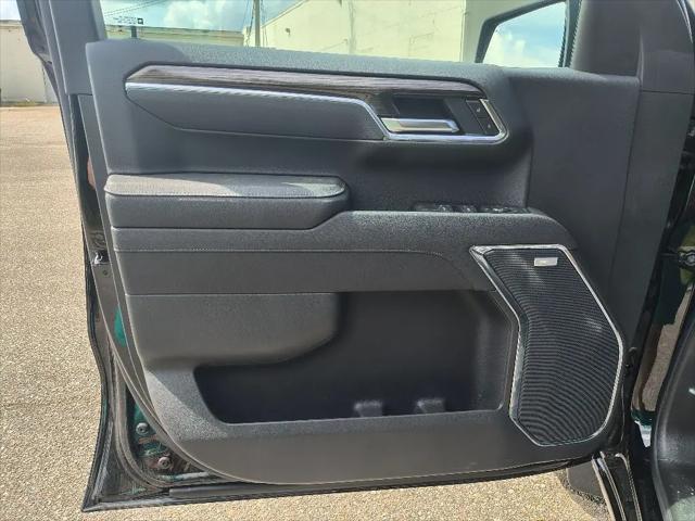 2025 Chevrolet Silverado 1500 4WD Crew Cab Short Bed RST