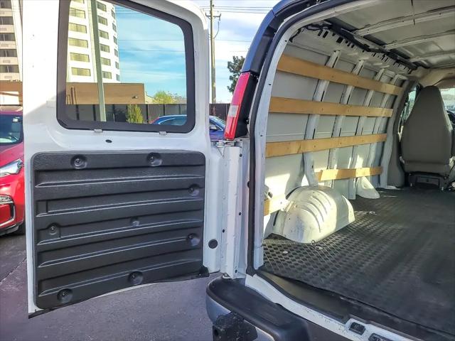 2022 GMC Savana Cargo RWD 2500 Regular Wheelbase Work Van