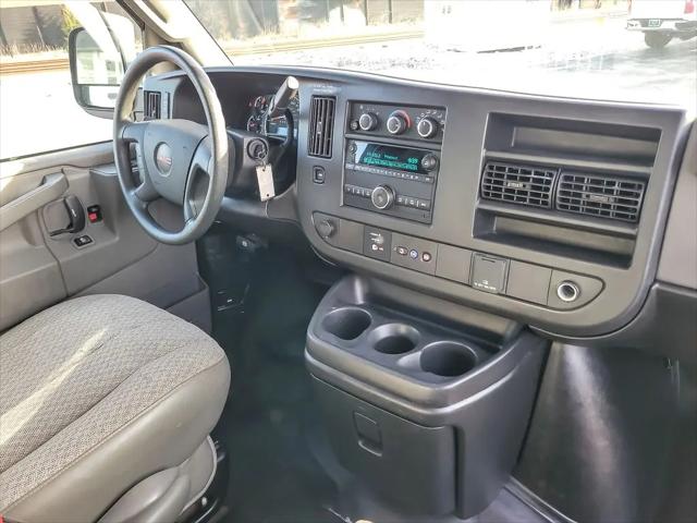 2022 GMC Savana Cargo RWD 2500 Regular Wheelbase Work Van