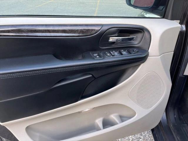 2017 Dodge Grand Caravan SE