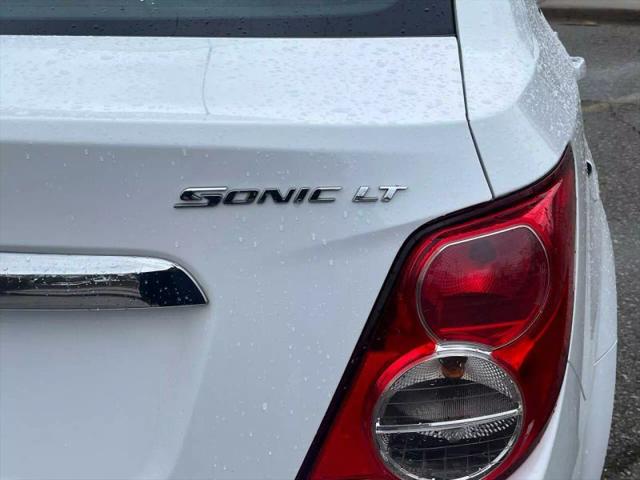 2016 Chevrolet Sonic LT Auto