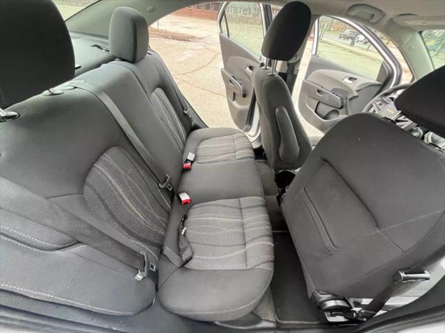 2016 Chevrolet Sonic LT Auto