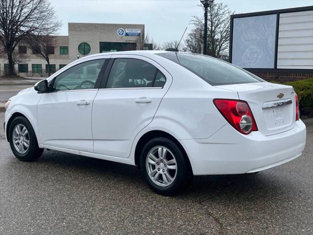 2016 Chevrolet Sonic LT Auto
