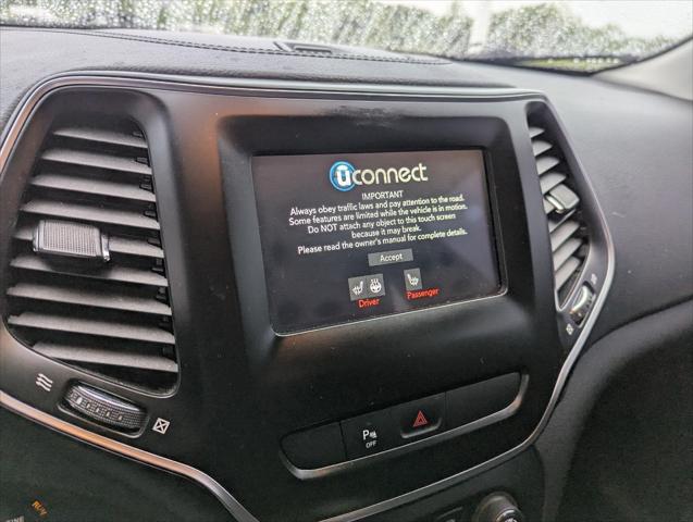 Used 2020 Jeep Cherokee For Sale in Jackson, MI