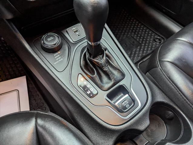 Used 2020 Jeep Cherokee For Sale in Jackson, MI