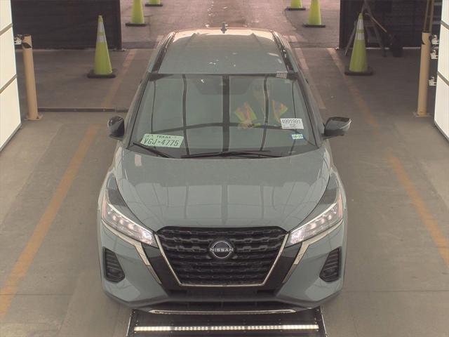 2023 Nissan Kicks SR Xtronic CVT