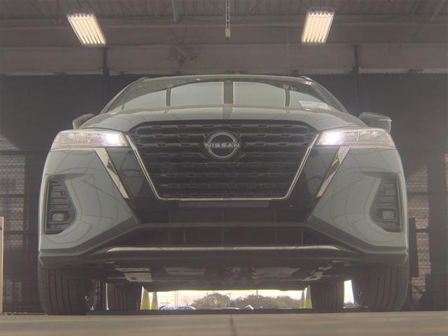 2023 Nissan Kicks SR Xtronic CVT
