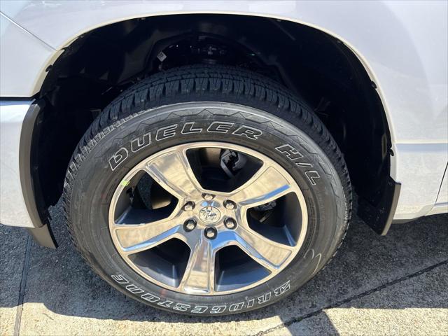 2025 RAM Ram 1500 RAM 1500 TRADESMAN QUAD CAB 4X2 64 BOX